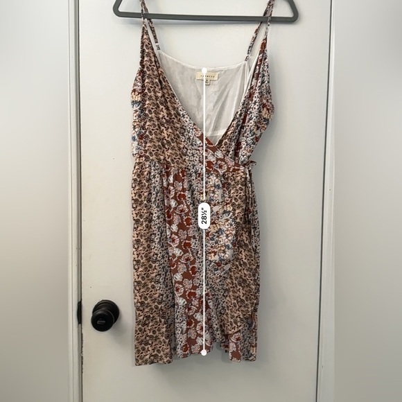 Promesa Wrap Floral Mini Dress Size M - Picture 10 of 12